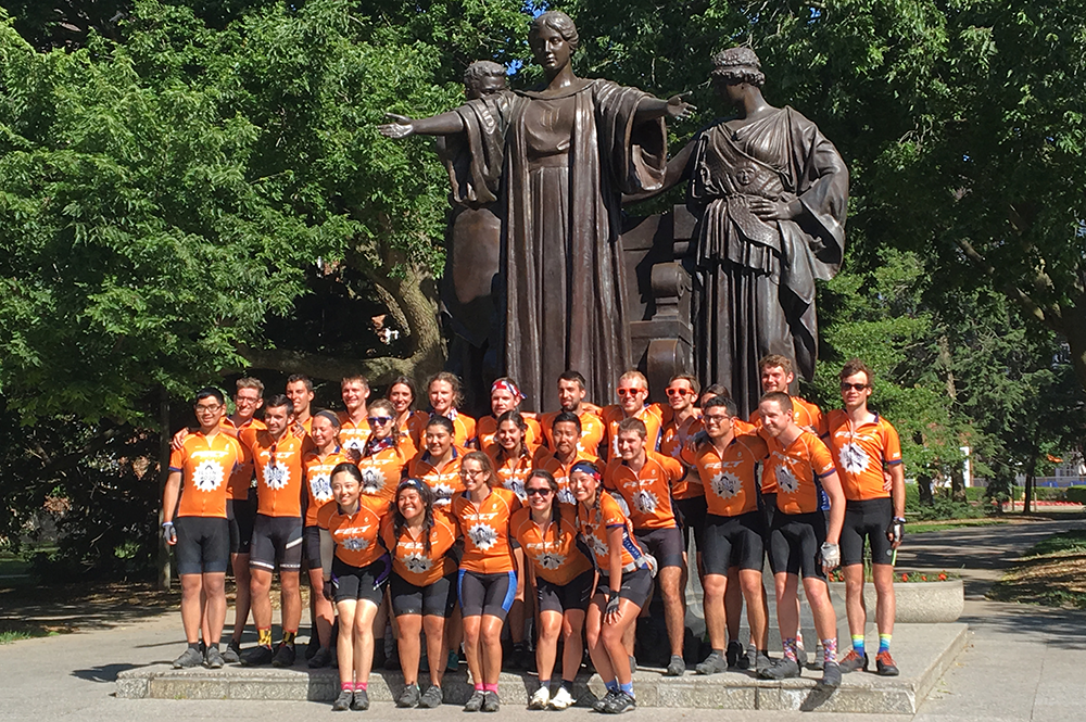 Bicyclists with the Illini 4000, an Illinois student organization , stopped by the Alma Mater last week during their summer-long journey across the U.S. to fight cancer. 
